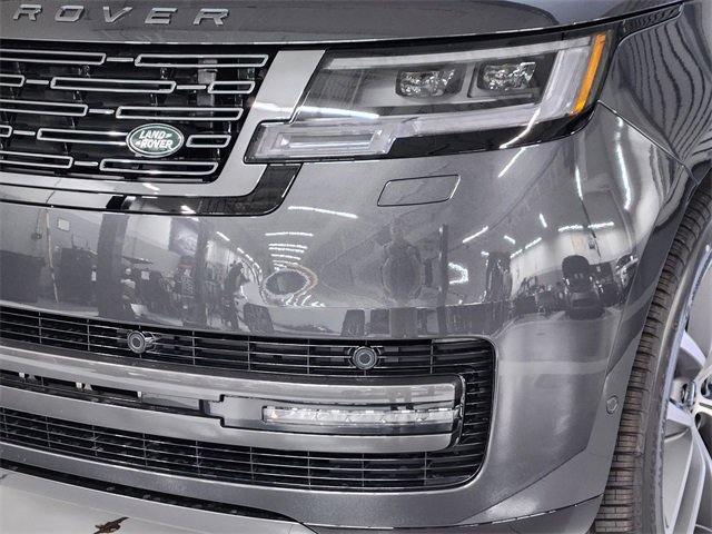 New 2026 Land Rover Range Rover SE image 12