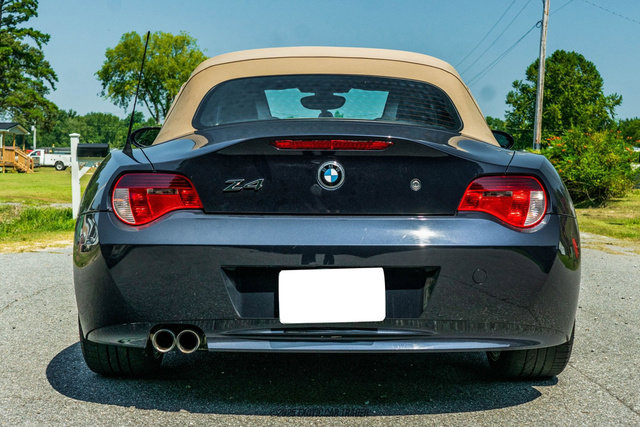 Used 2008 BMW Z4 3.0si image 16