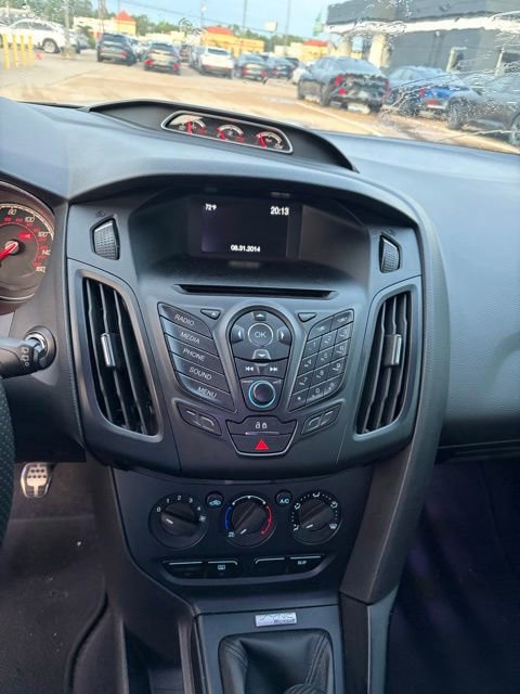 Used 2014 Ford Focus ST FWD image 4