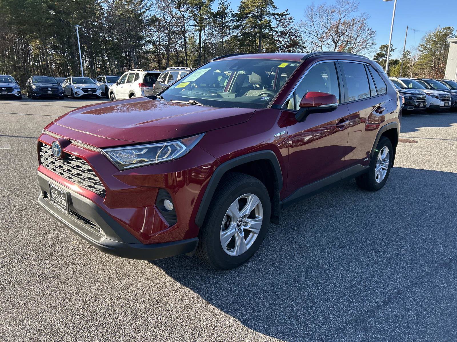 Used 2021 Toyota RAV4 XLE w/ Convenience Package image 7