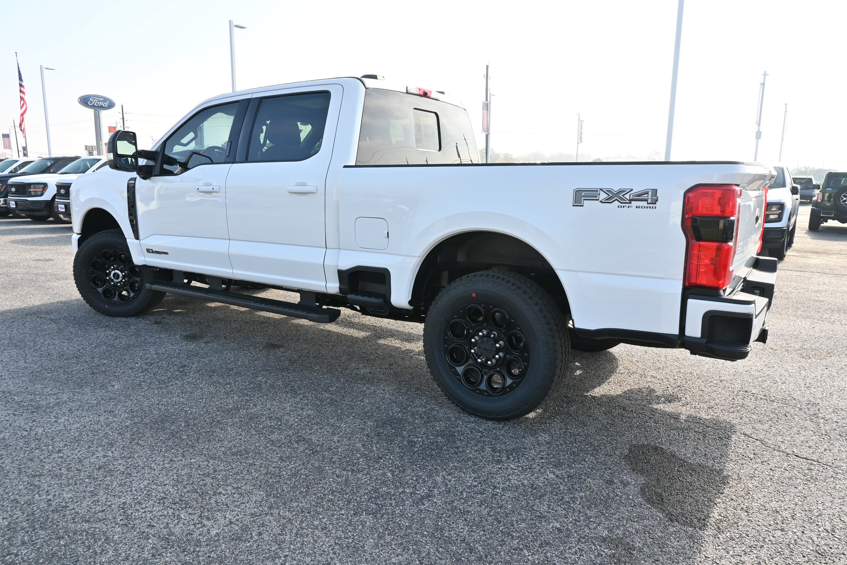 New 2026 Ford F250 Lariat w/ Black Appearance Package image 7