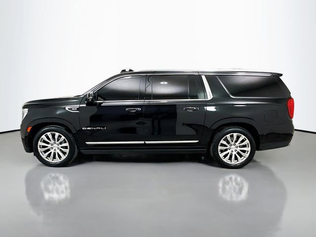 Used 2023 GMC Yukon XL Denali w/ Denali Reserve Package image 4
