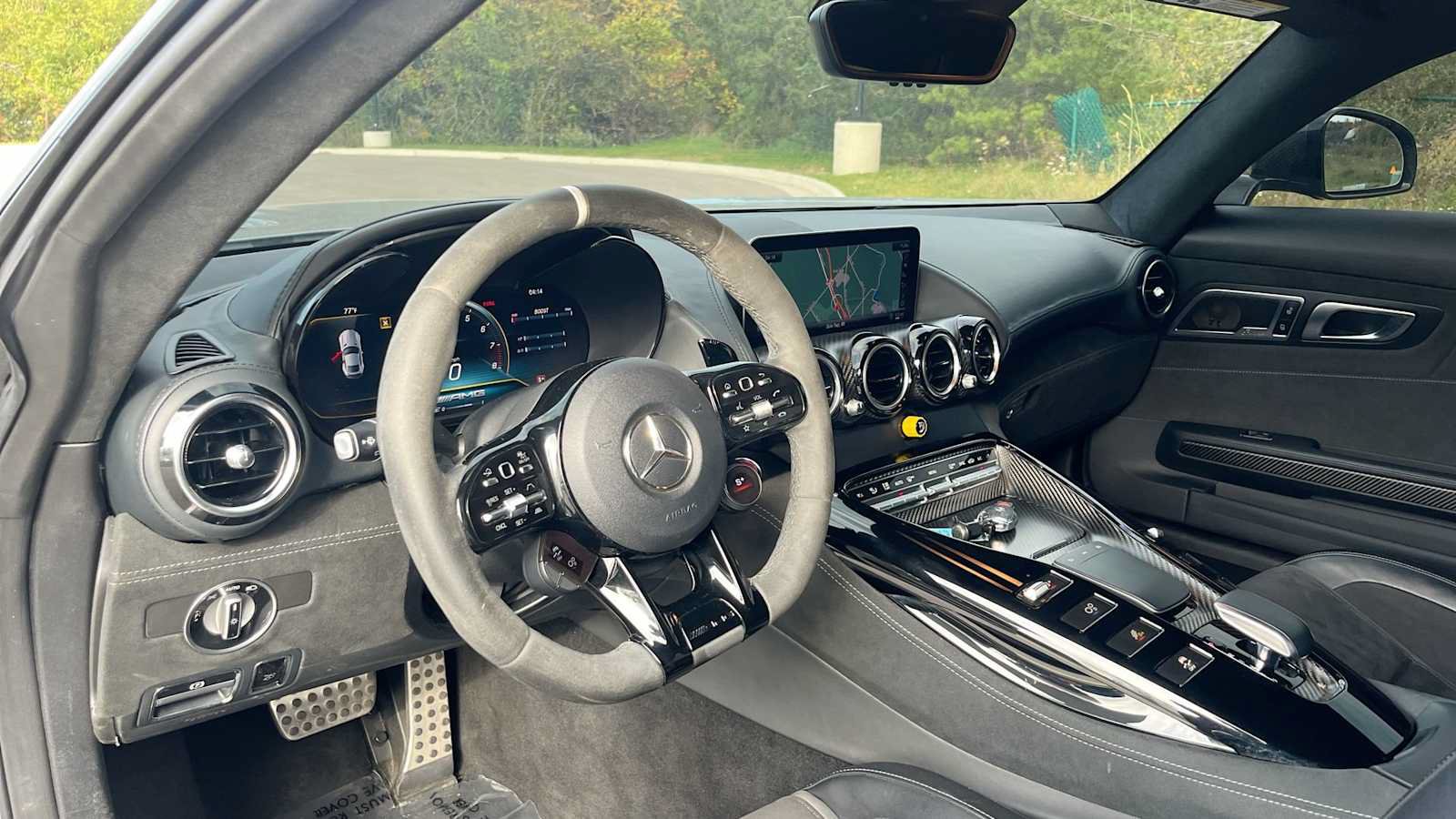 Used 2020 Mercedes-Benz AMG GT R image 26