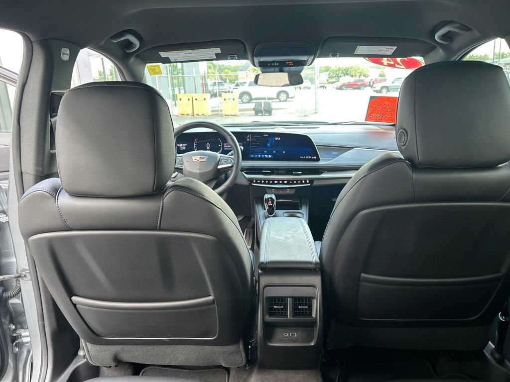 Used 2024 Cadillac XT4 Sport FWD image 26