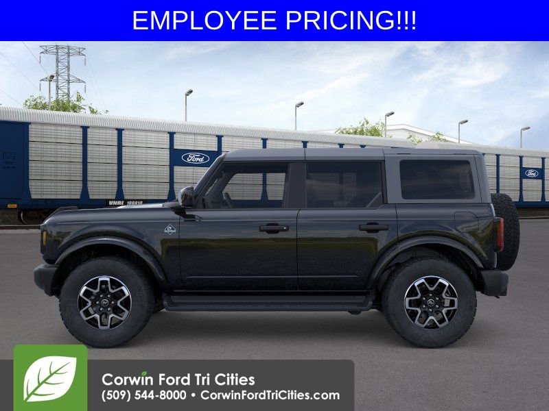 New 2026 Ford Bronco Outer Banks AWD/4WD image 4