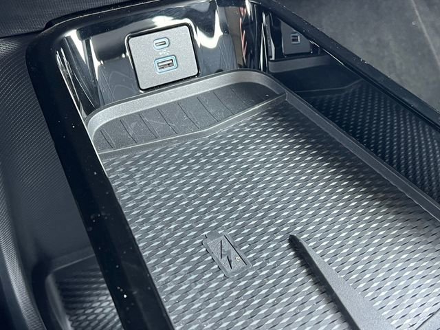 New 2024 Ford Mustang Mach-E Select w/ Comfort Package Lite image 24