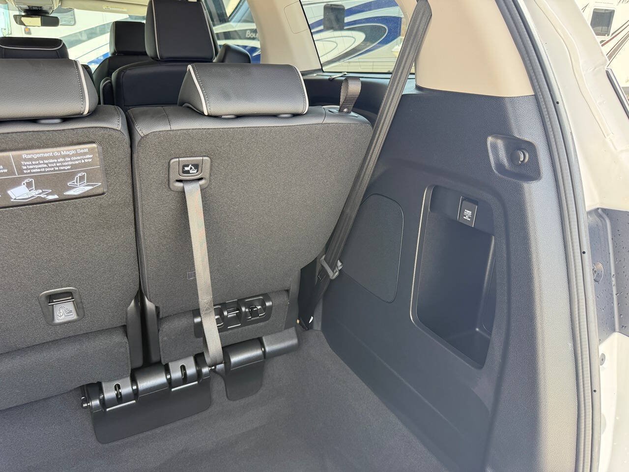 Used 2026 Honda Odyssey Elite image 32