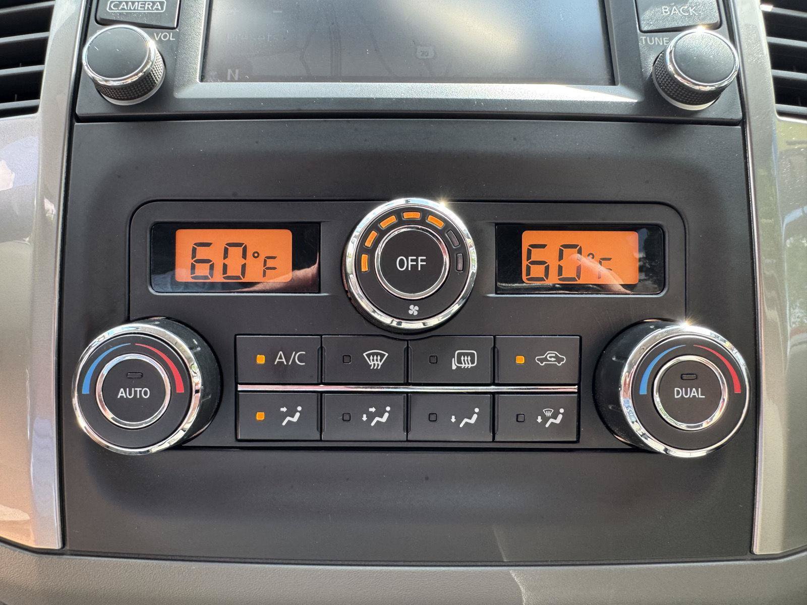 Used 2015 Nissan Frontier SL AWD/4WD image 21