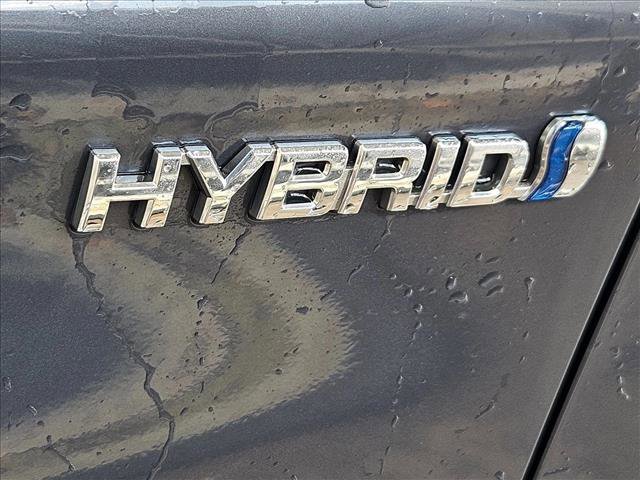 Used 2015 Toyota Prius Two image 5