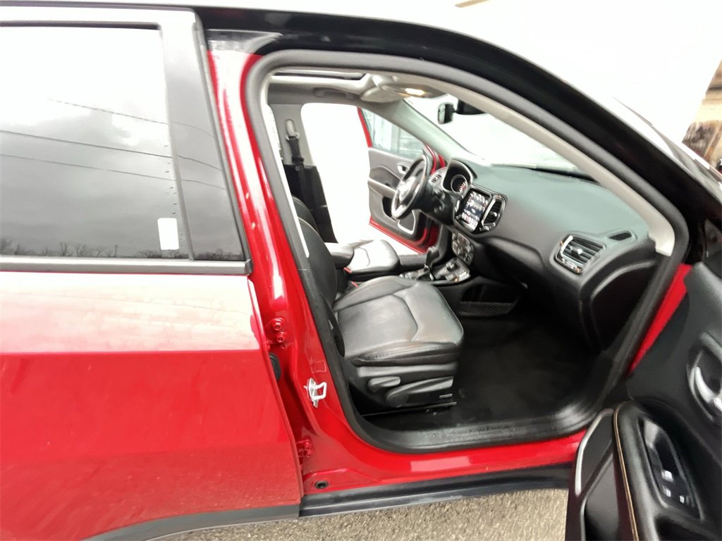 Used 2020 Jeep Compass Limited image 24