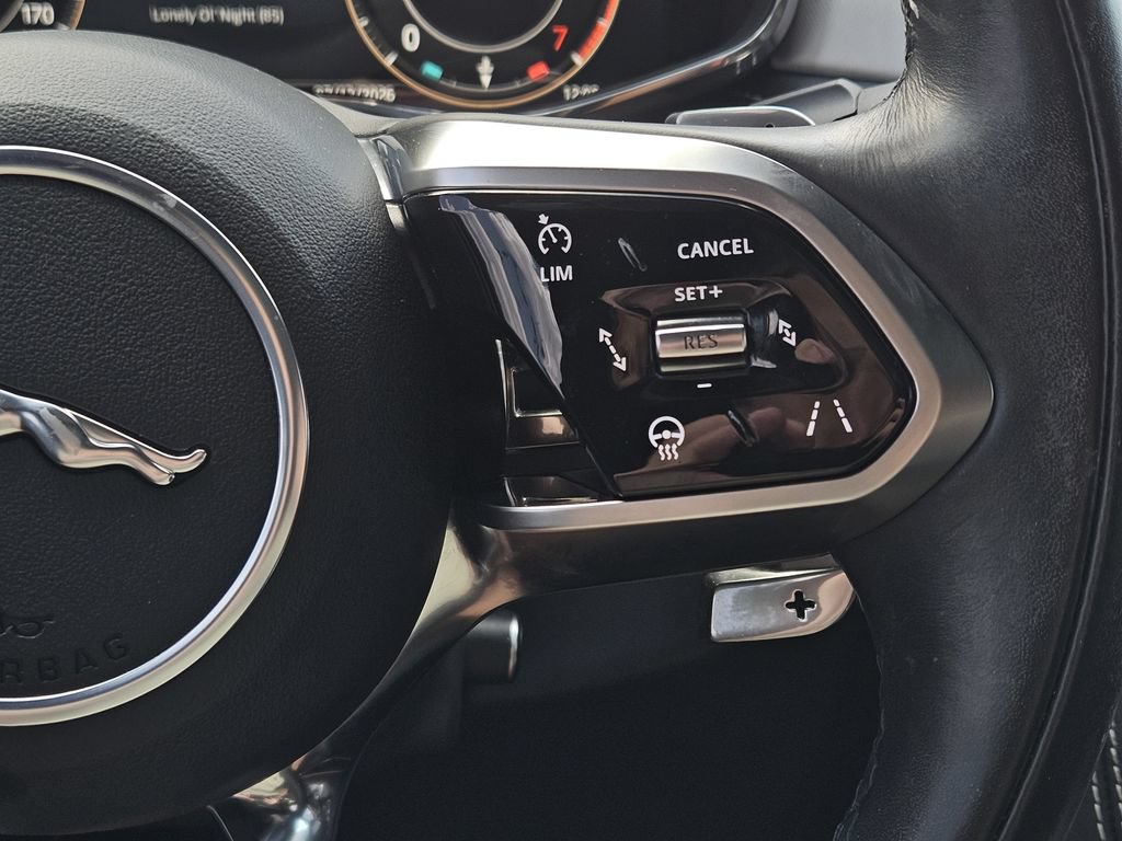 Used 2025 Jaguar F-PACE R-Dynamic S AWD/4WD image 29
