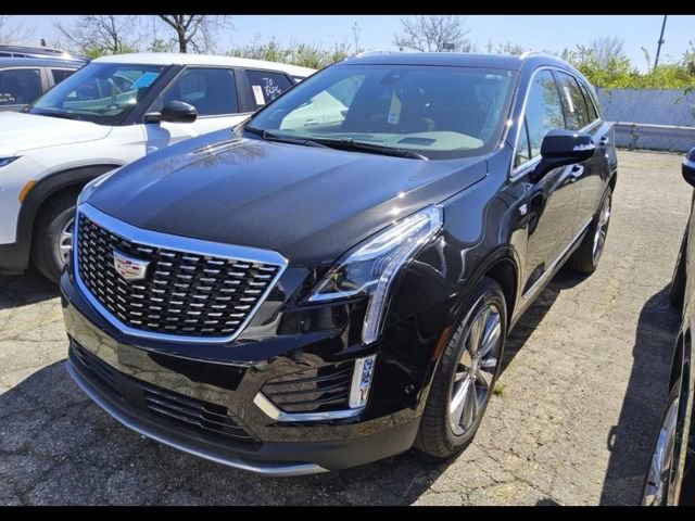 Certified 2025 Cadillac XT5 Premium Luxury w/ Technology Package AWD/4WD image 1