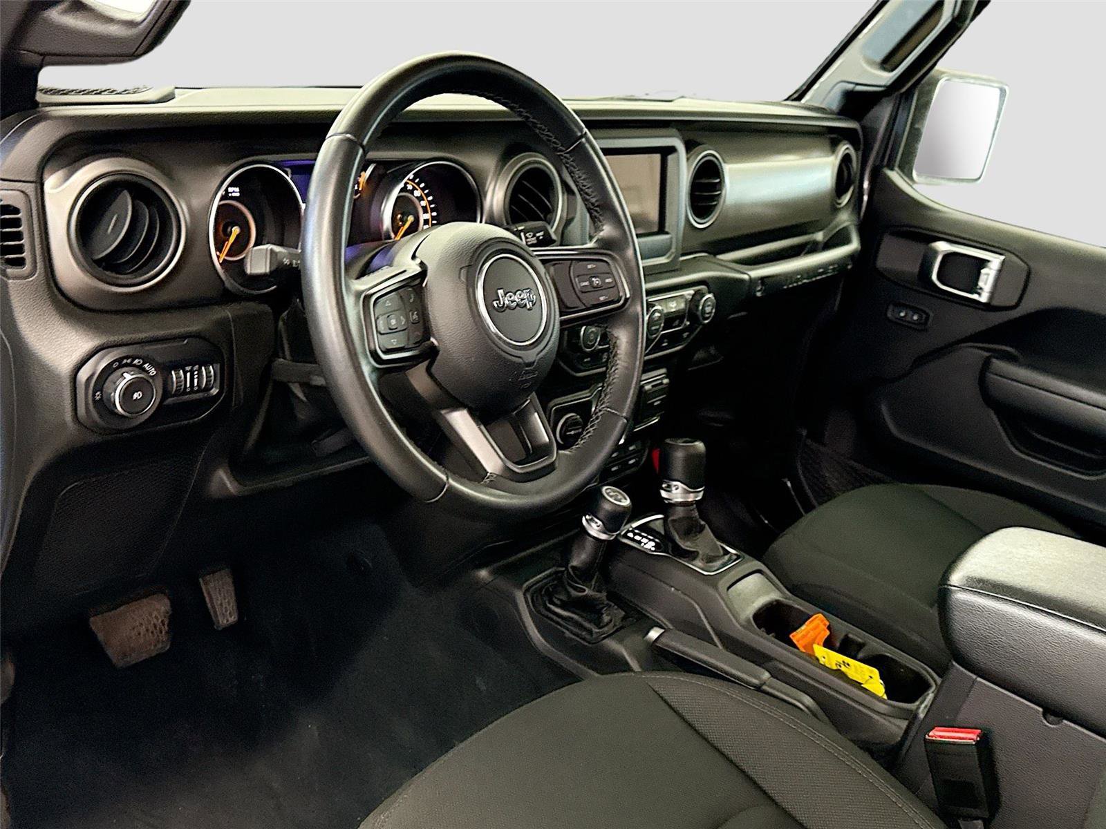 Used 2022 Jeep Wrangler Sport AWD/4WD image 7