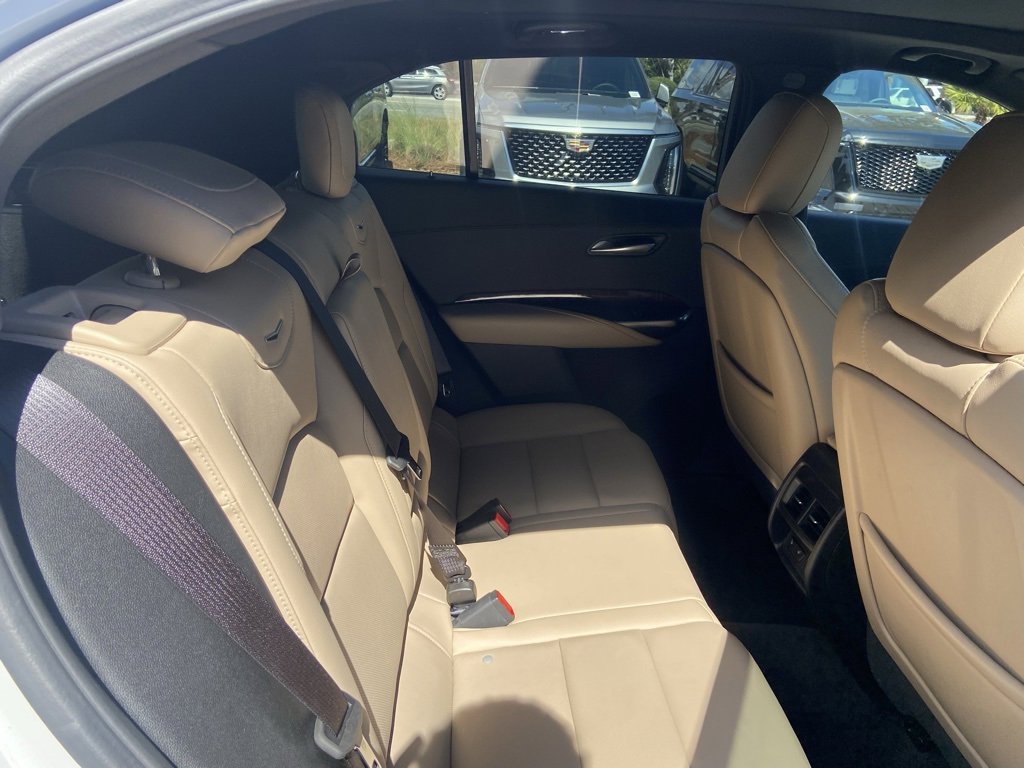 Certified 2025 Cadillac XT4 Premium Luxury image 13