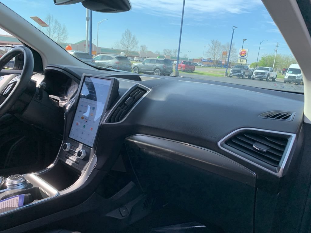 Used 2022 Ford Edge SEL w/ Convenience Package AWD/4WD image 22