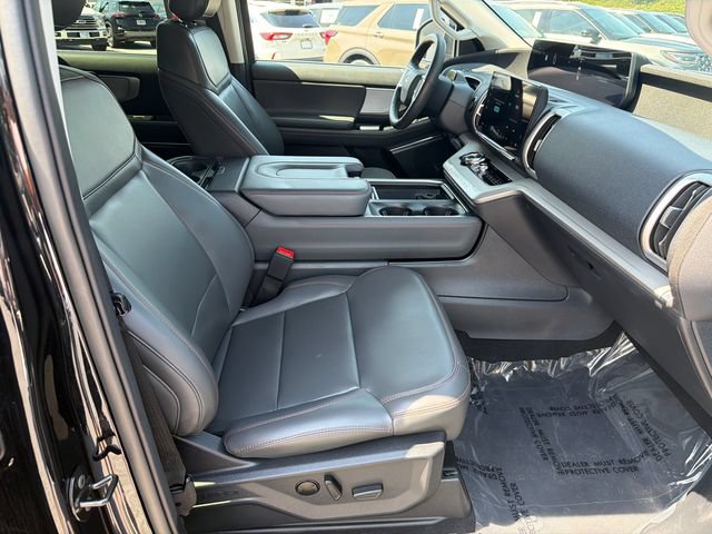 Used 2025 Ford Expedition Max Active RWD image 15