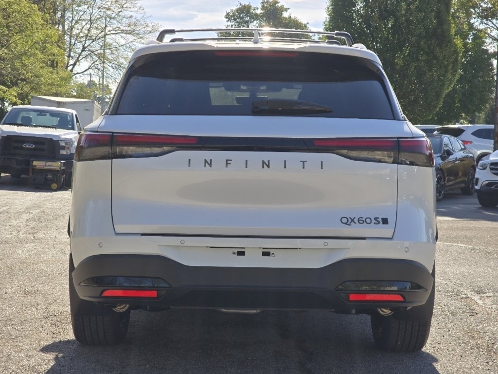 New 2026 INFINITI QX60 Sport image 18