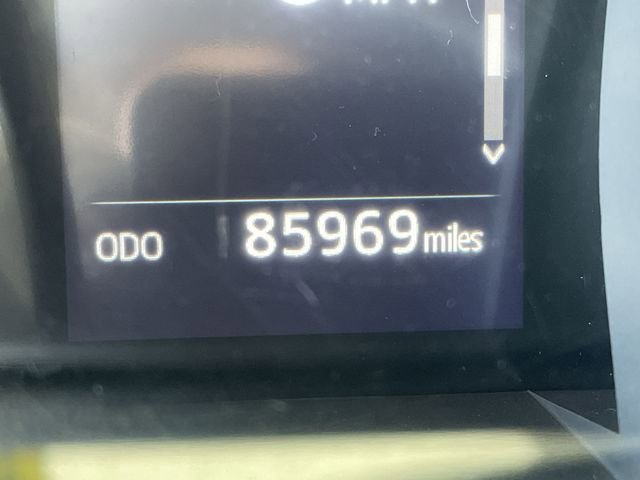 Used 2019 Toyota Camry LE w/ Carpet Mat Package image 12