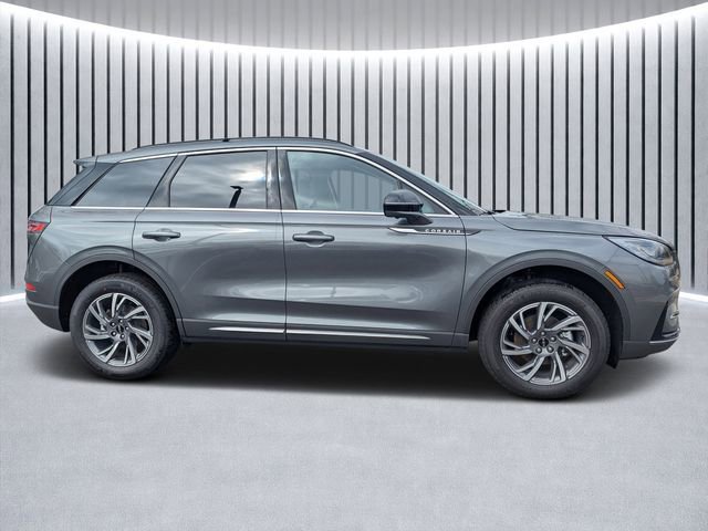 New 2026 Lincoln Corsair Premiere image 2