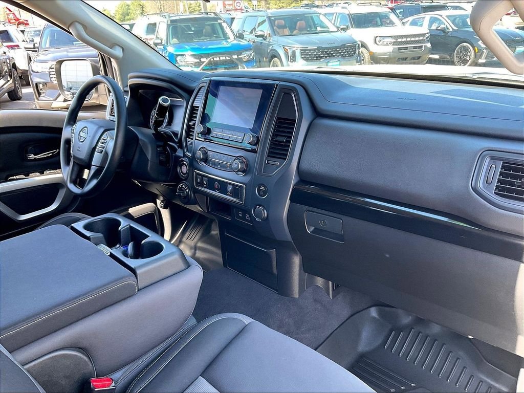 Used 2024 Nissan Titan SV w/ Accessory Utility Package AWD/4WD image 13