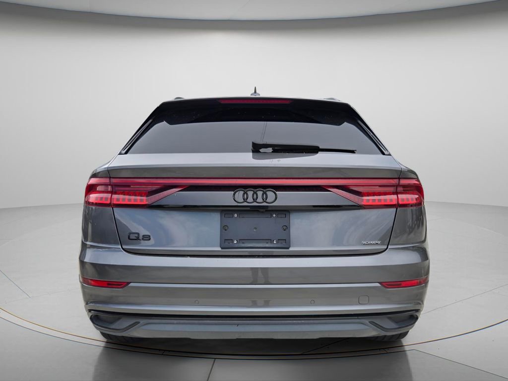 Used 2023 Audi Q8 Premium w/ Convenience Package AWD/4WD image 5