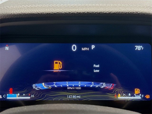 Used 2024 Jeep Grand Cherokee Limited image 11