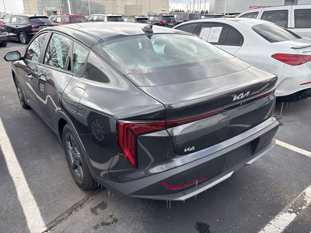 Used 2025 Kia K4 LXS image 4