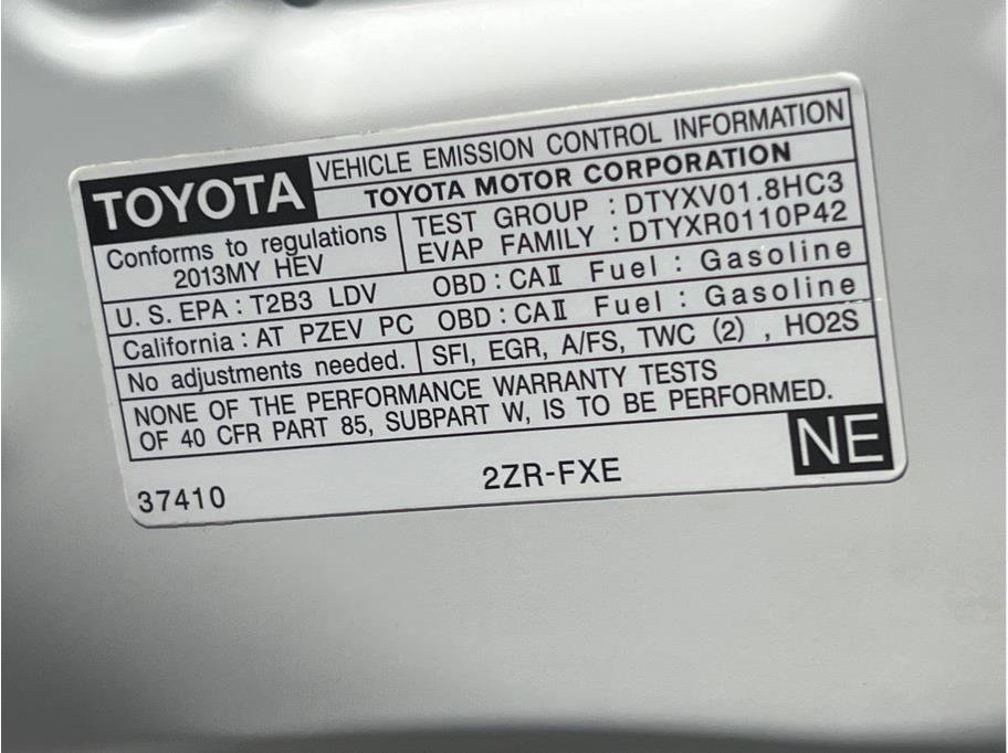 Used 2013 Toyota Prius Four FWD image 22