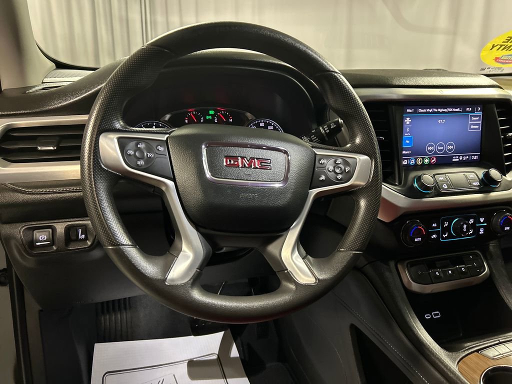 Used 2023 GMC Acadia SLE w/ Driver Convenience Package image 15