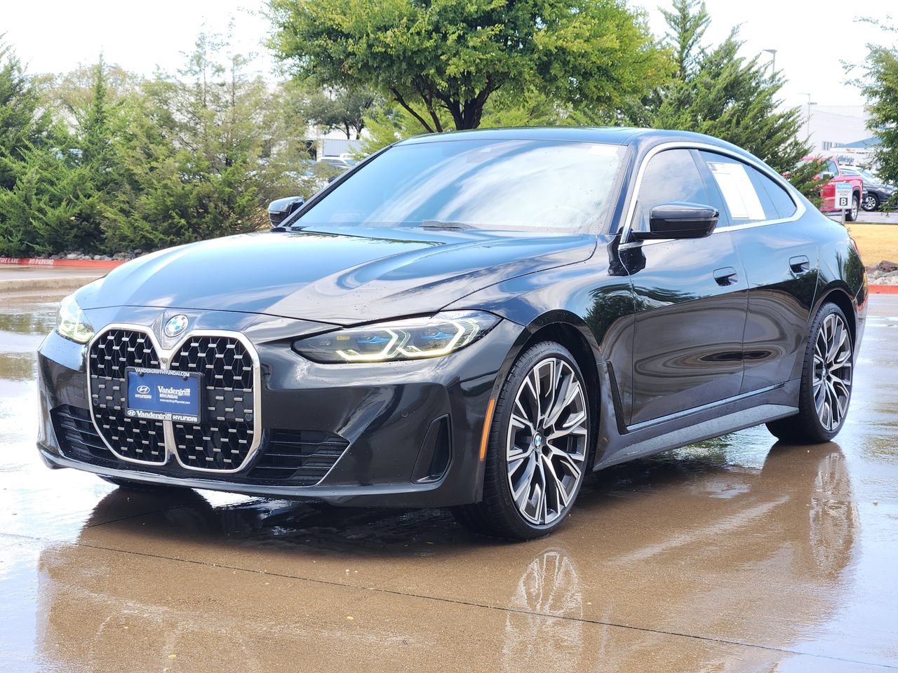 Used 2024 BMW 430i Gran Coupe xDrive w/ Premium Package AWD/4WD image 2