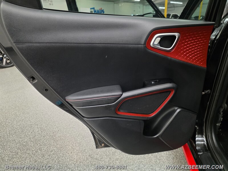 Used 2021 Kia Soul Turbo FWD image 22