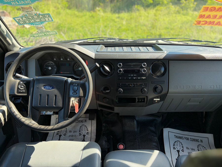 Used 2017 Ford F650 2WD Crew Cab Super Duty image 15
