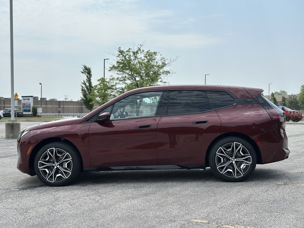 New 2026 BMW iX xDrive60 image 4