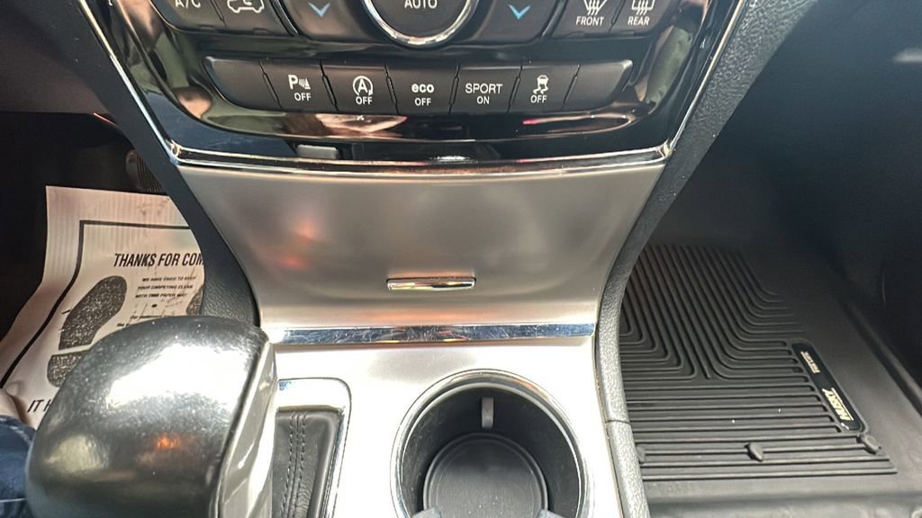 Used 2020 Jeep Grand Cherokee Altitude image 18