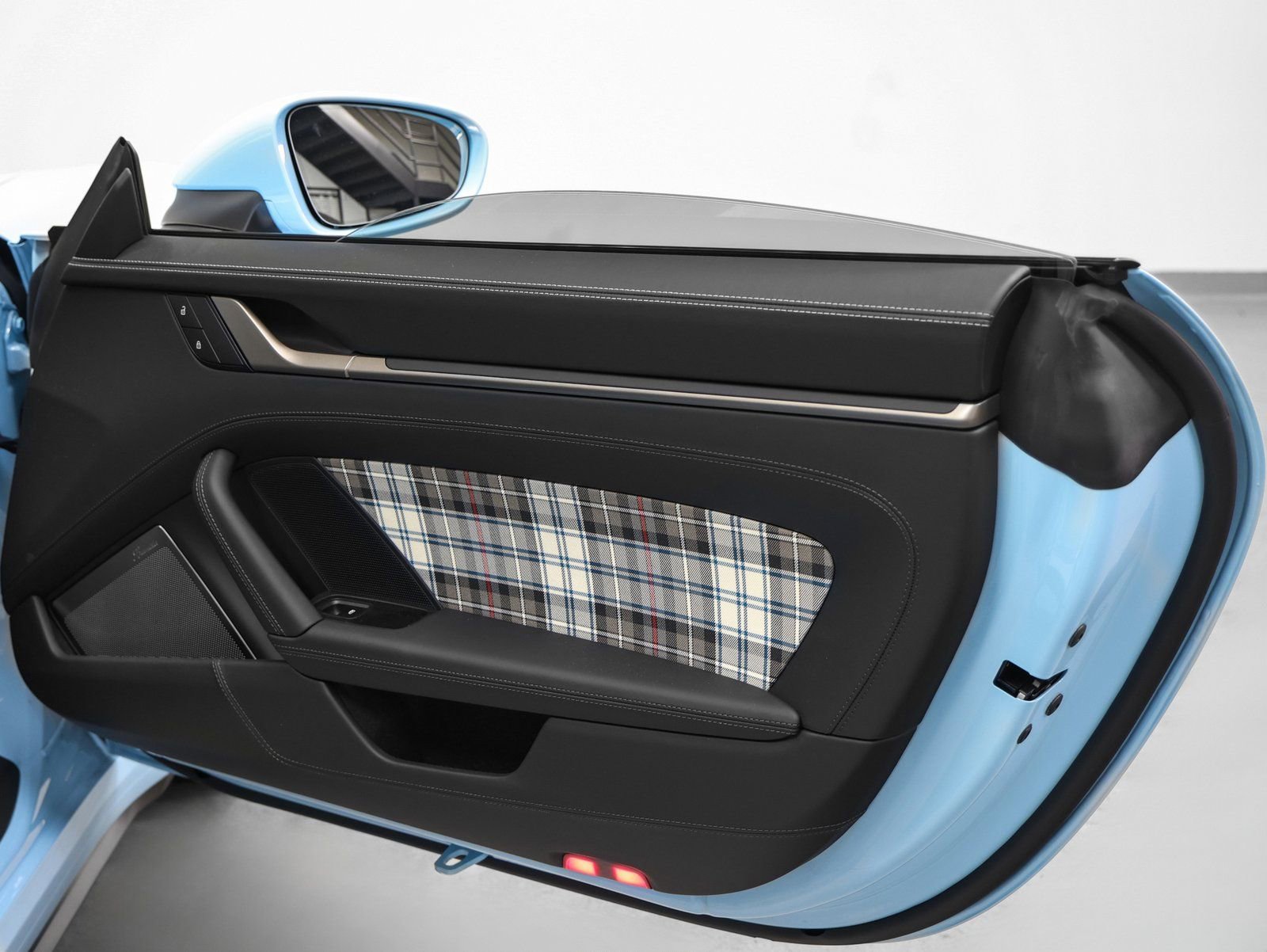 Certified 2025 Porsche 911 Turbo image 49