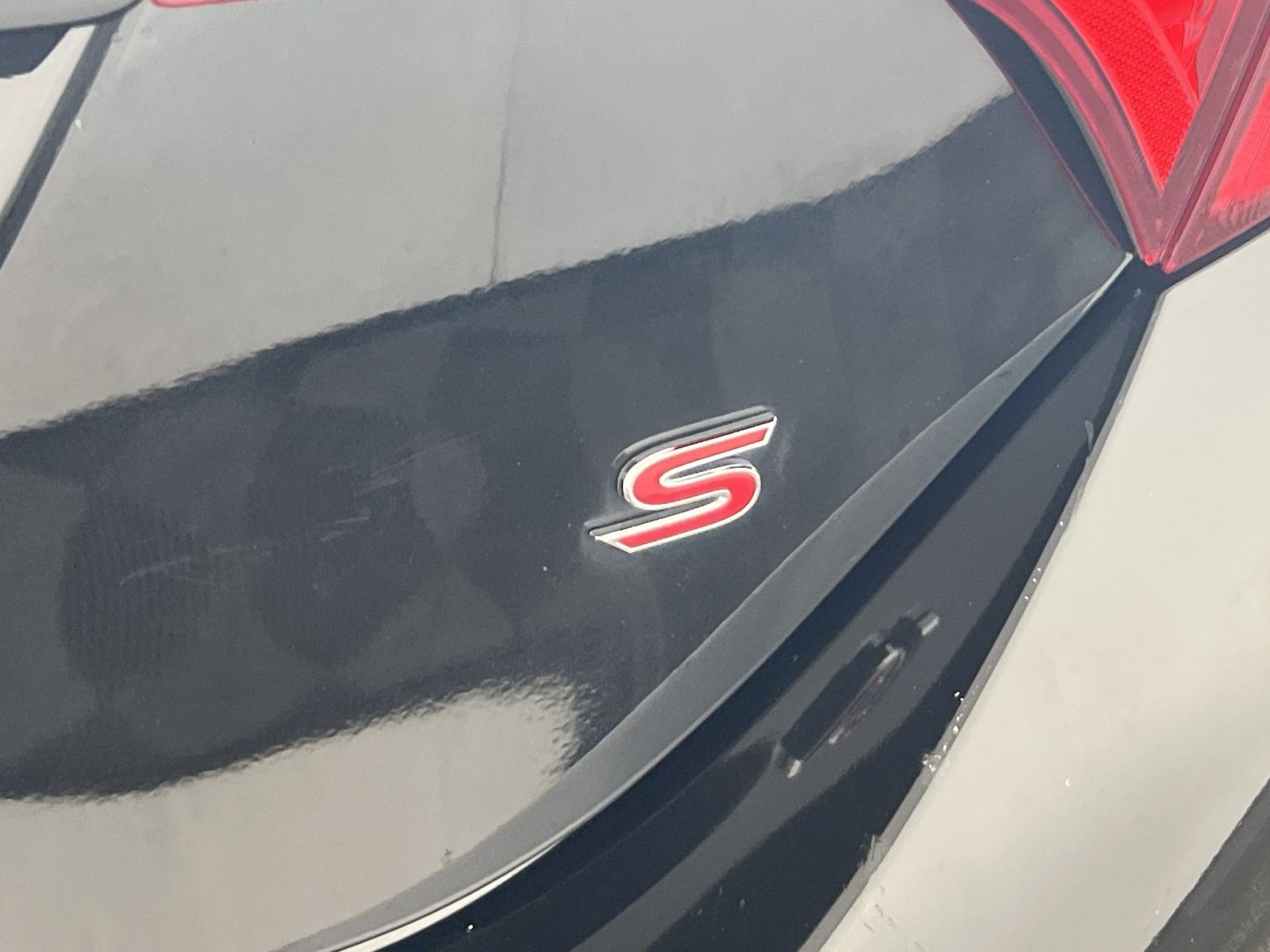 Used 2014 Toyota Corolla S FWD image 28