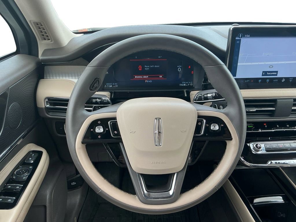 Certified 2024 Lincoln Corsair FWD w/ Equipment Group 101A image 18