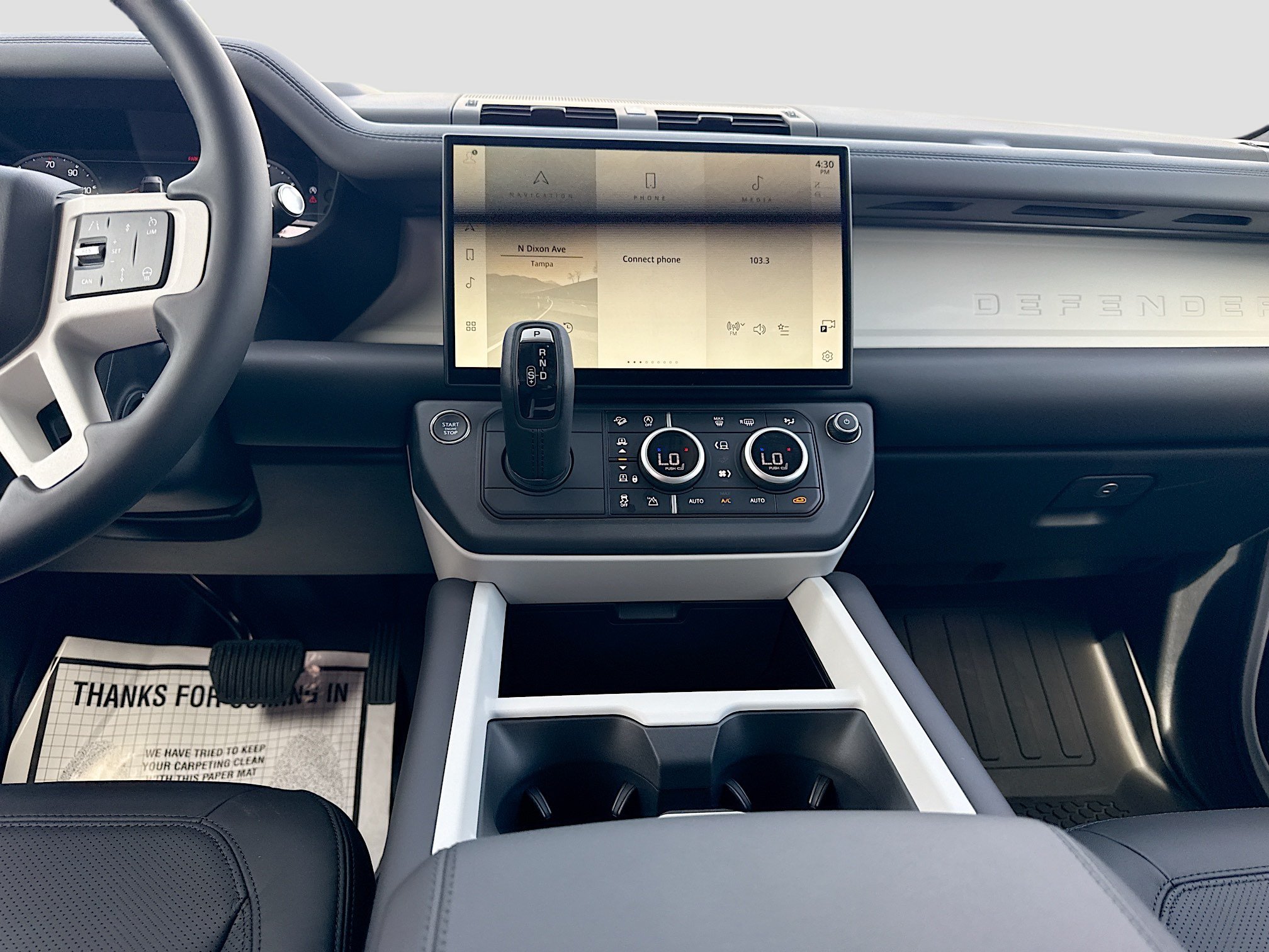 New 2026 Land Rover Defender 110 X-Dynamic SE AWD/4WD image 19