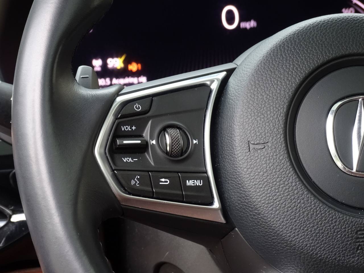 Used 2025 Acura MDX SH-AWD w/ Technology Package image 19