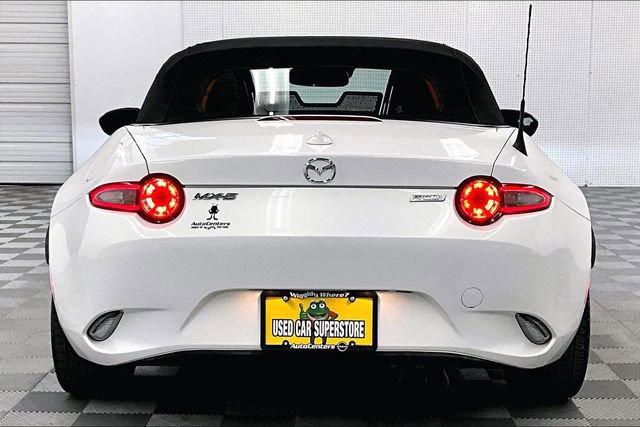 Used 2016 MAZDA MX-5 Miata Grand Touring RWD image 5