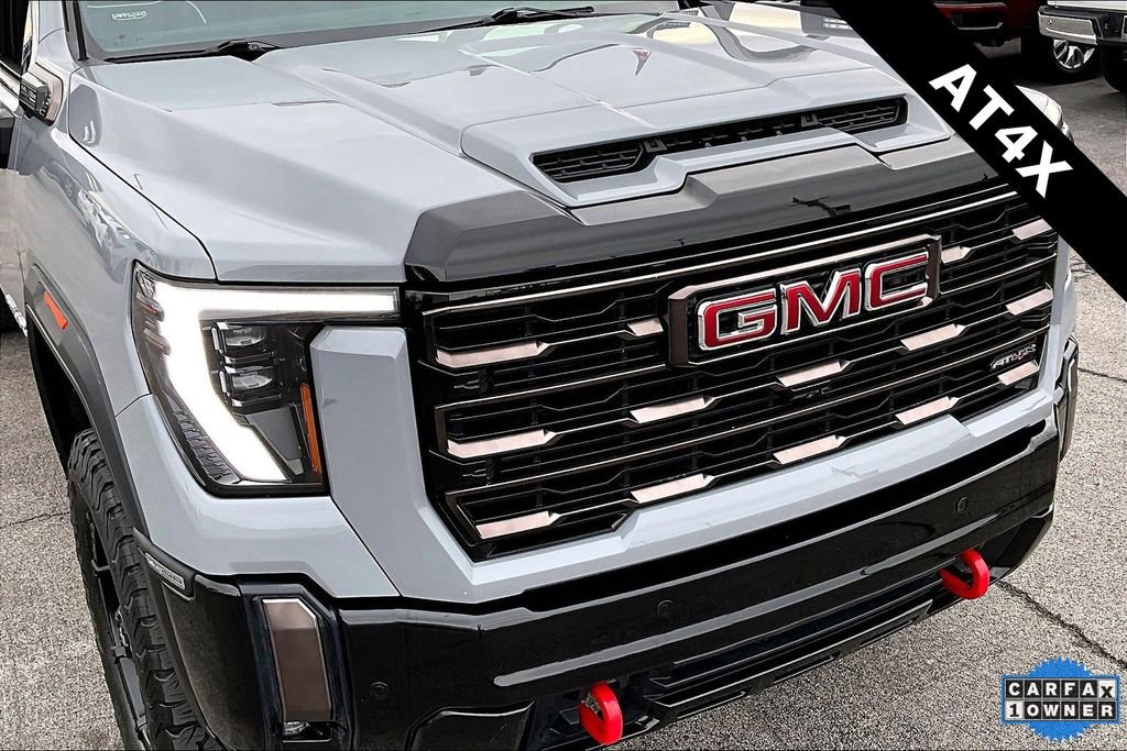 Used 2024 GMC Sierra 2500 AT4X image 33