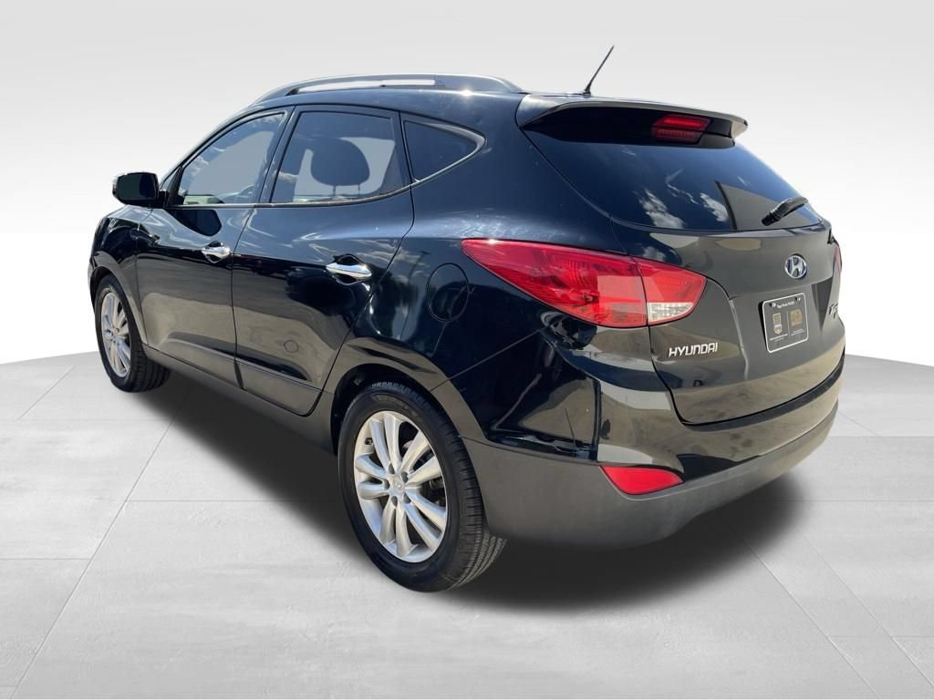 Used 2011 Hyundai Tucson Limited FWD image 7