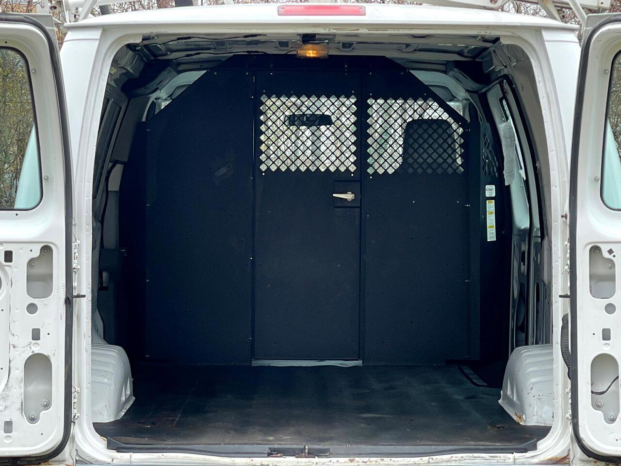 Used 2013 Ford E-150 and Econoline 150 image 15