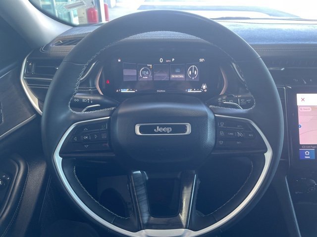 Used 2023 Jeep Grand Cherokee Limited image 22