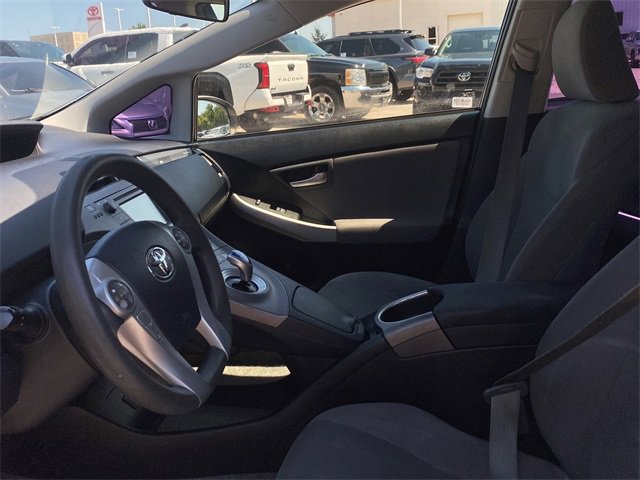 Used 2013 Toyota Prius Plug-In Hybrid image 19