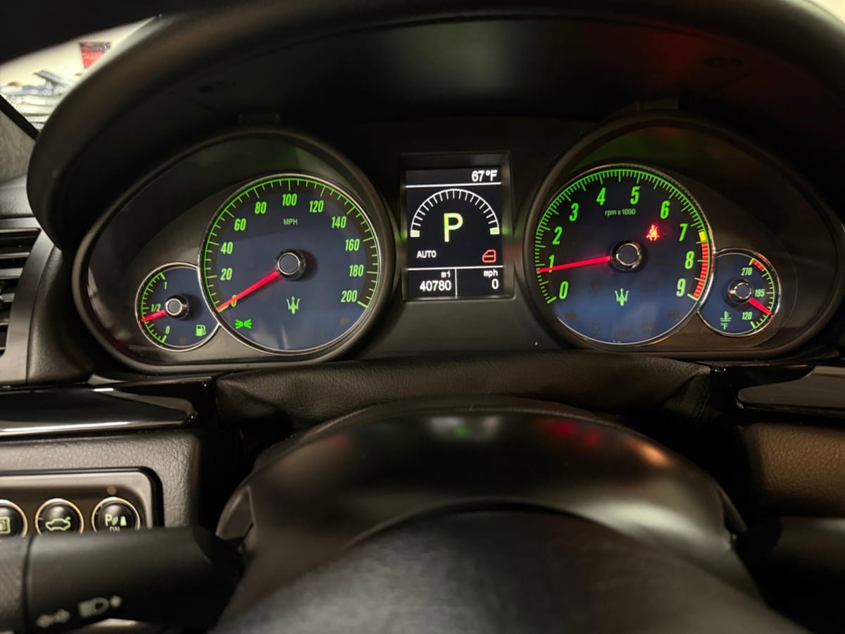 Used 2013 Maserati GranTurismo Sport RWD image 14
