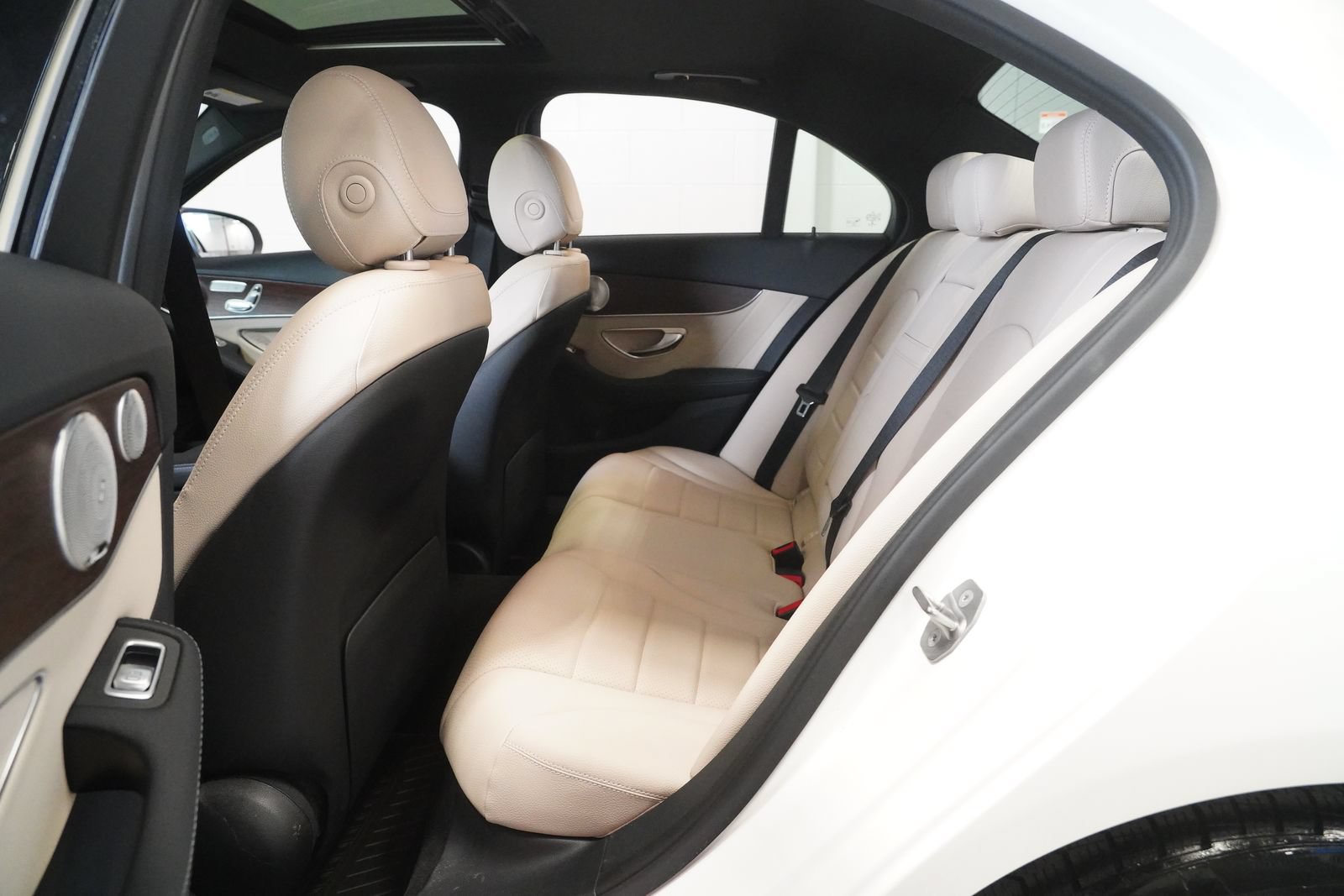 Certified 2020 Mercedes-Benz C 300 4MATIC Sedan image 13
