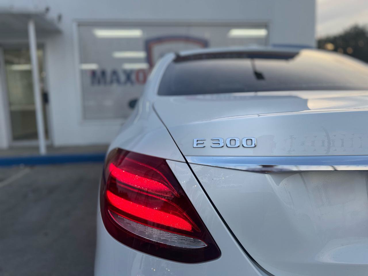Used 2017 Mercedes-Benz E 300 w/ Premium 1 Package image 26
