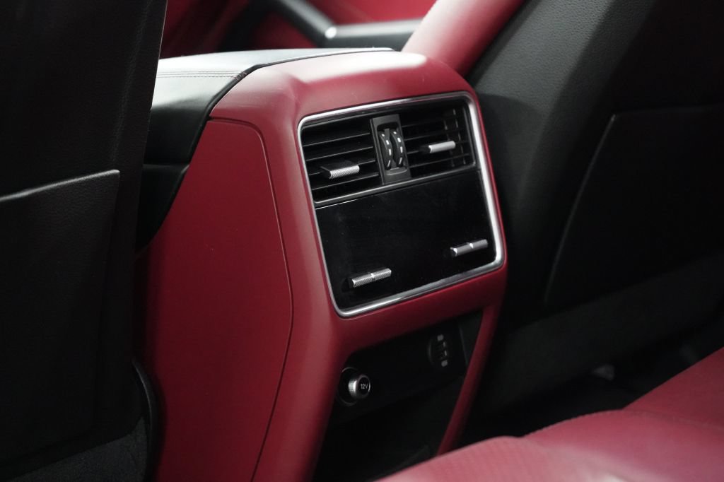 Used 2019 Porsche Cayenne E-Hybrid AWD/4WD image 31