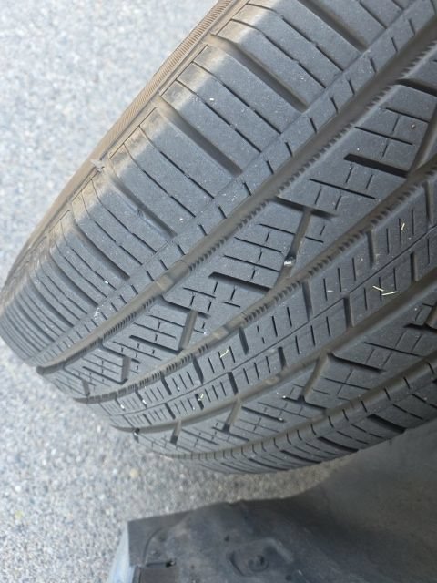 Used 2010 Mercedes-Benz GL 320 BlueTEC 4MATIC image 2